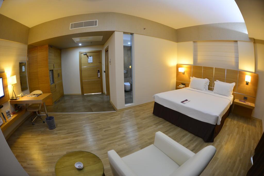 Anemon Grand Adana Otel Экстерьер фото