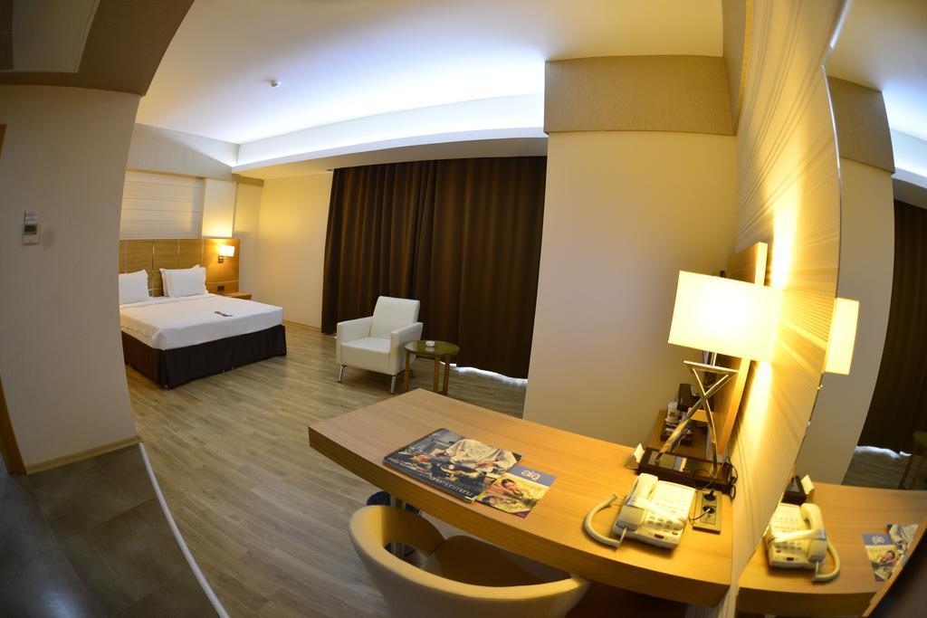 Anemon Grand Adana Otel Экстерьер фото