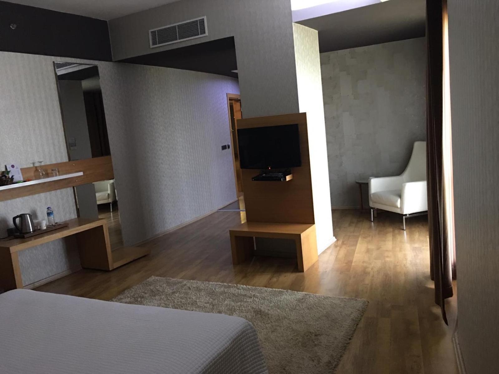Anemon Grand Adana Otel Экстерьер фото