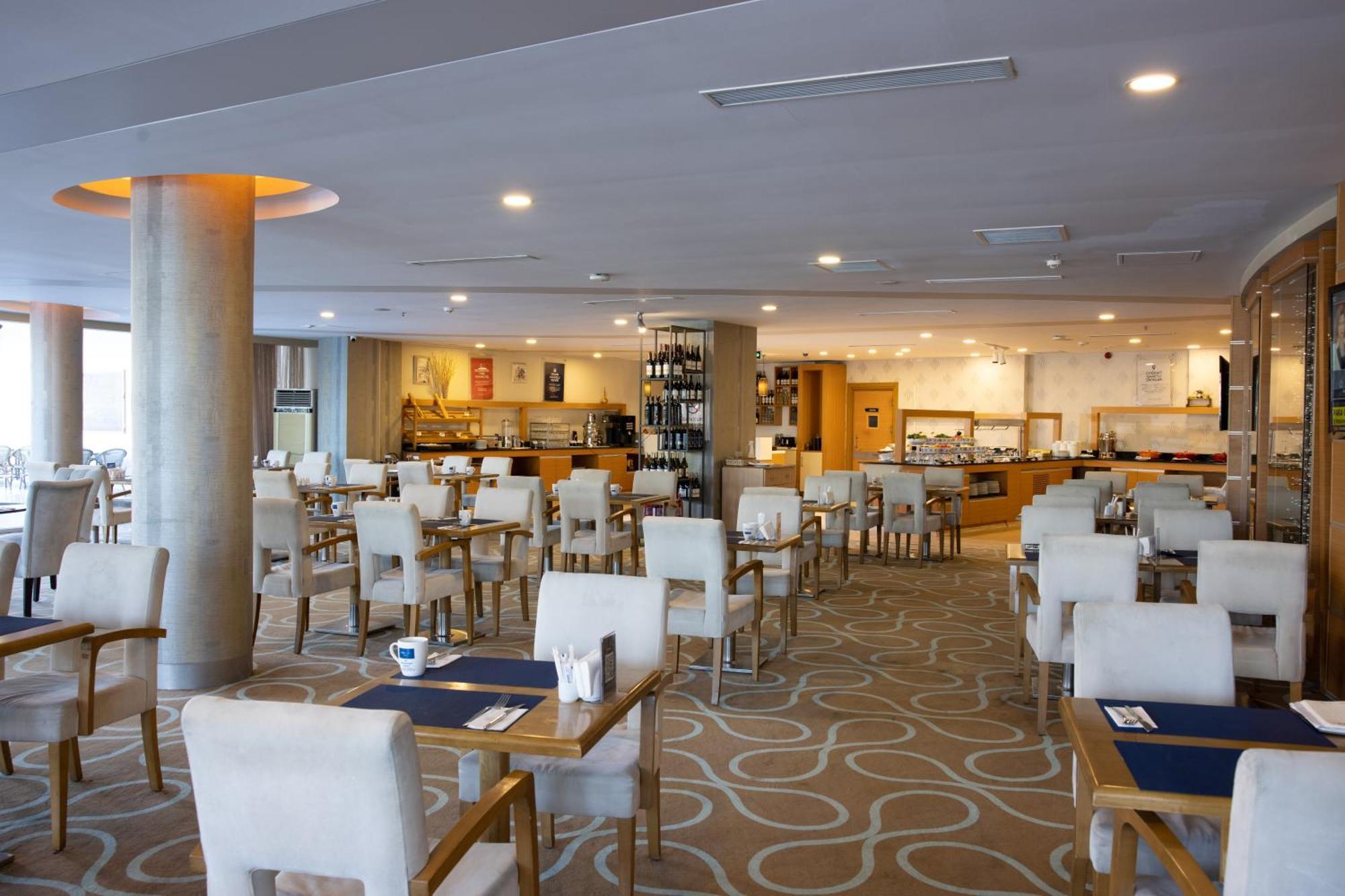 Anemon Grand Adana Otel Экстерьер фото
